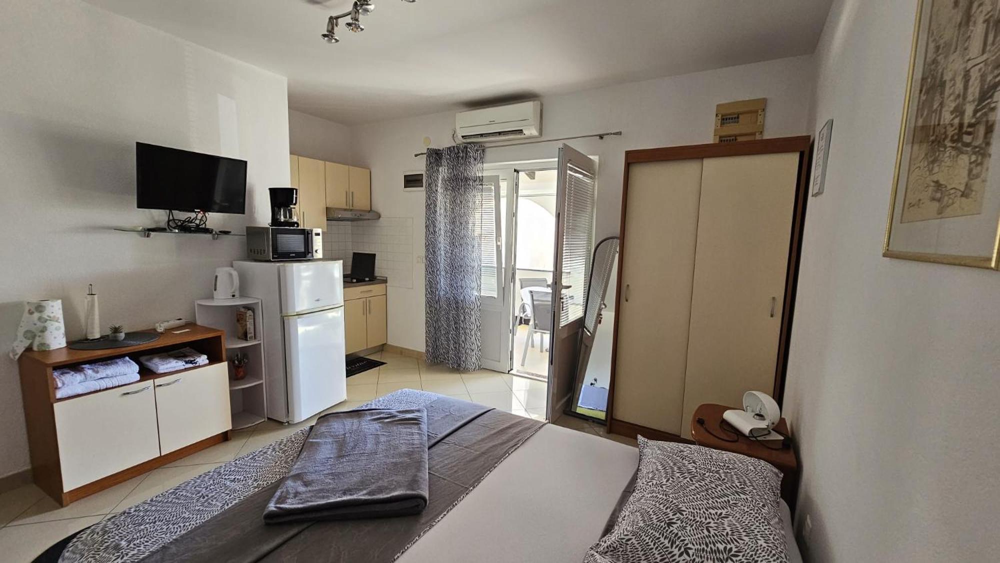 Apartment House Berry Primošten Esterno foto