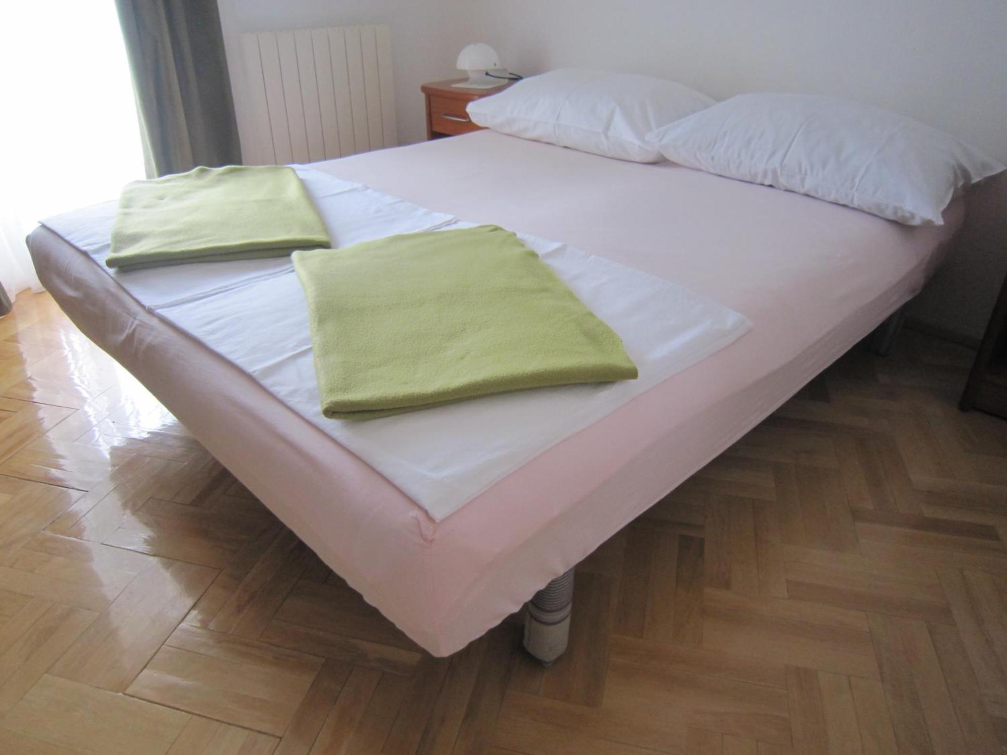 Apartment House Berry Primošten Esterno foto