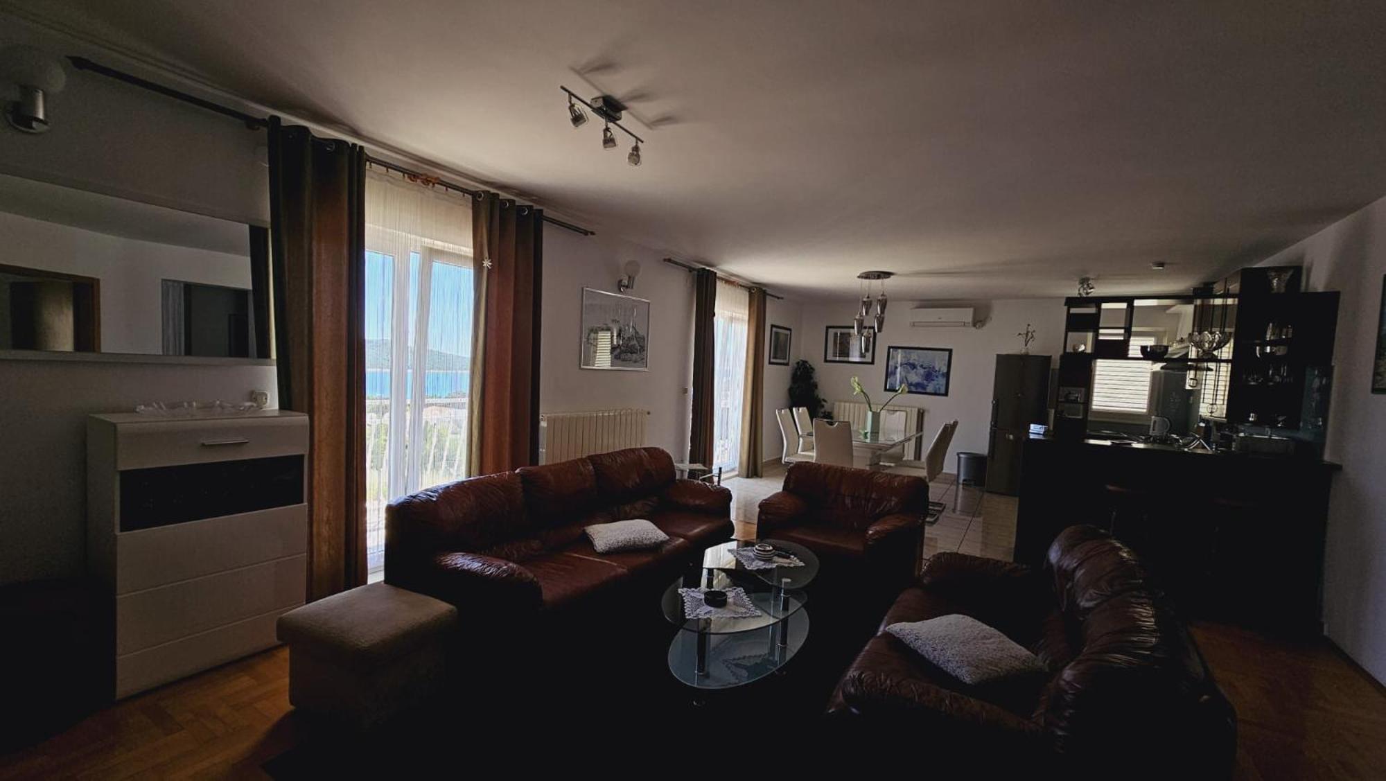Apartment House Berry Primošten Esterno foto